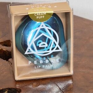 Seven7h Sense Botanical Therapy Pebble Lip Balm in Cream Puff